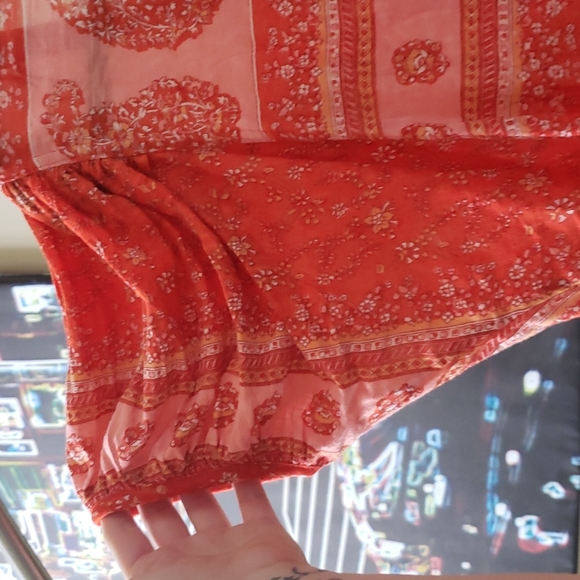 Free People hi-lo tee - Picture 3 of 8